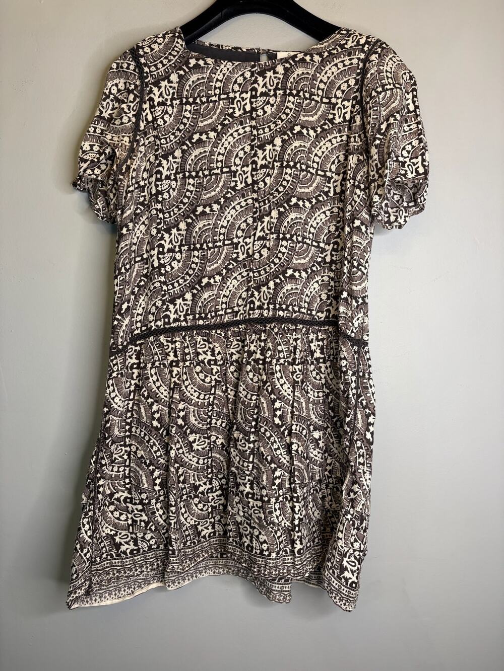 Sea New York Paisley Print Short Sleeve Mini Dress Cutout Tiered Size 10